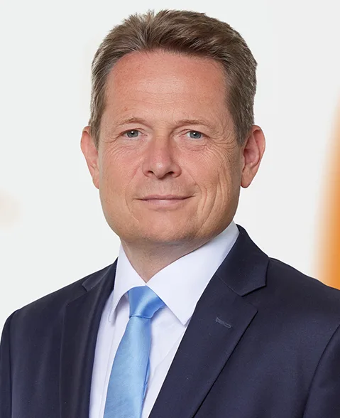 Dr. Ralph Müller