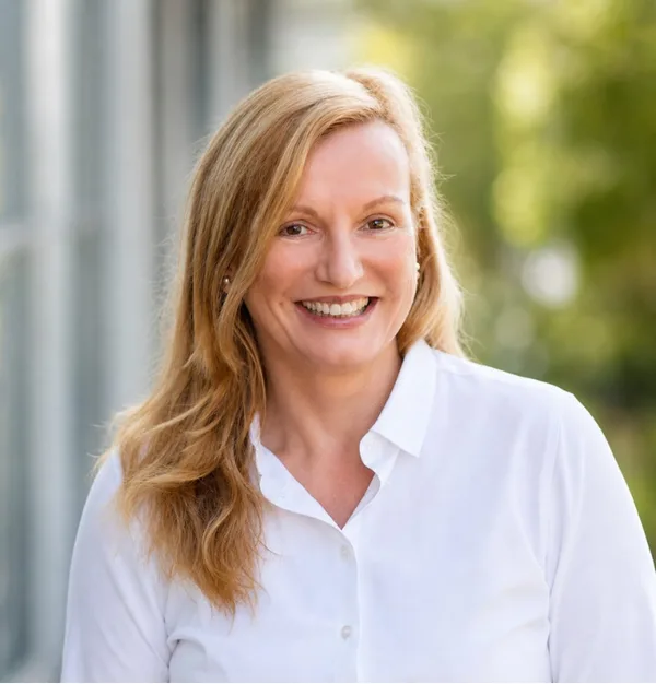 Prof. Dr. Irina Kummert
