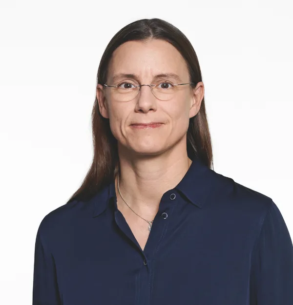 Dr. Katrin Suder